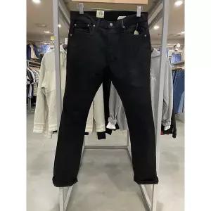 [리바이스][리바_이스] 남성 502 테이퍼드 핏 블랙청바지(502-0001) (P001970469)