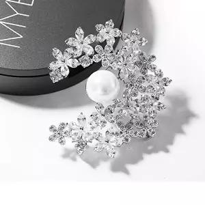 반달 핵진주 목걸이팬던트 겸용 지르코니아 큐빅 브로-WDD9577