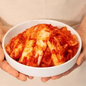 [45년 칼국수명인 ] 매장과 동일한 그 맛! 알싸한 마늘 김치/겉절이 3KG(출고