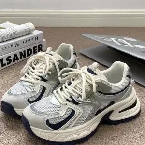 [오노마] ONM 매쉬 어글리 키높이 스니커즈 캐주얼 여자 운동화