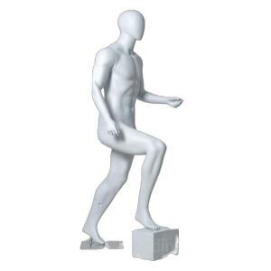 등산 매장 전신 모형 마네킹 걷는 모습 플리스 남자 방수 다운 공용 고어텍스 경량패딩