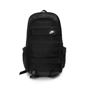 NSW RPM 백팩 26L 블랙 화이트 FD7544-010