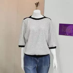 올리비아하슬러 DP01 패턴 트윌 티셔츠 대동백화점 OHDF03