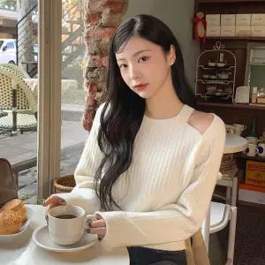 (여리핏/포인트룩) 모아티 컷아웃 홀터넥 볼레로 니트 nt4814