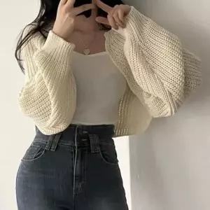 ONM 여성 가을 겨울 데이트룩 니트 볼륨소매 숏 크롭