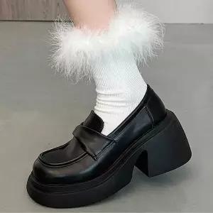 [하프클럽/]여자 모임 룩 발 편한 통굽 블랙 펌프스 로퍼 코디