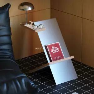 쇠테리어 북스탠드 잡지 티테이블 매거진 소파 침대옆