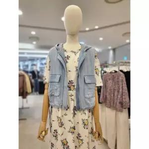 [하프클럽/써스데이아일랜드]후드  집업  데님  베스트 (T252MVT175W)