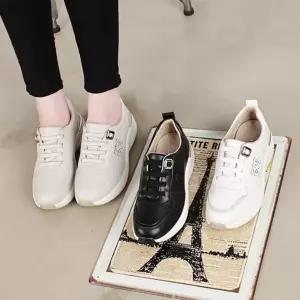 여자 키높이 통굽 데일리 캐주얼 가죽 운동화