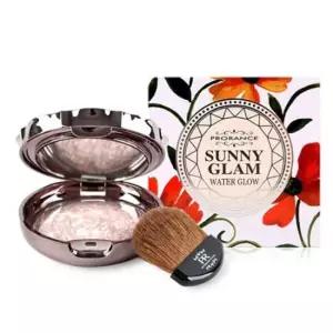 쉬머한 펄감이 피부를 은은하게 물광 메이크업 13호