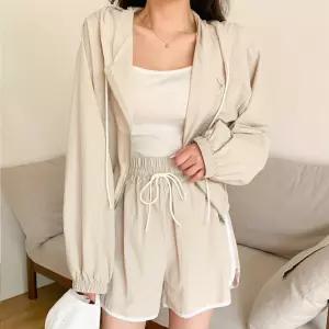 여자 봄여름 간절기 경량 나일론 긴팔 후드집업 숏팬츠 트레이닝 세트