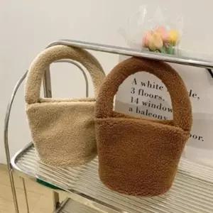 /신상오픈런 여성용 귀여운 겨울 뽀글이 미니 복조리 토트백