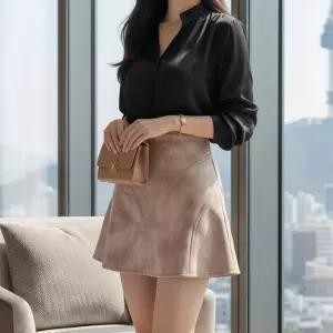 여자 데이트룩 플레어 레더 미니스커트 치마