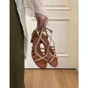 여사친 빈티지 프렌치 오픈토 샌들 웨지힐 통굽 웨빙 로마슈즈 위에 CH5