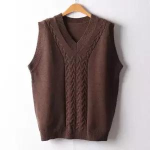 아이우먼 베이직꽈배기베스트 EBF711M402 빅사이즈