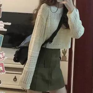 [옷은날개] 크롭 여름 긴팔 그물 펀칭니트 나시 레이어드 여행룩