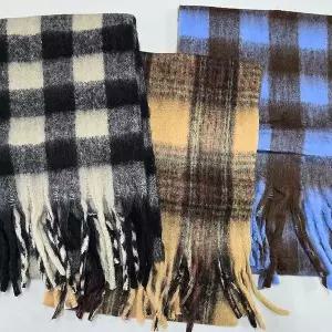 [셀러에이드]디아나 소프트 태슬 머플러 SD241103 자수 망토 스카프 cardin 패션잡화