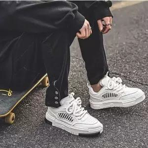 원더맨 남자 데일리룩 신발 운동화 하이탑 봄가을 캐주얼 보드화 미니 통굽 화이트 슈즈 스니커즈 KUK1
