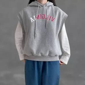 [옷자락]여성 레이어드 소매 없는 후드 글씨 포인트 겨울 기모 조끼