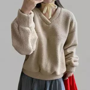 [옷자락]여성 겨울 브이넥 퍼플 오버사이즈 기모 부클 맨투맨