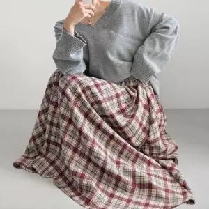 [옷자락]여성 겨울 체크 스커트 플레어 대형 사이즈 퍼 롱치마