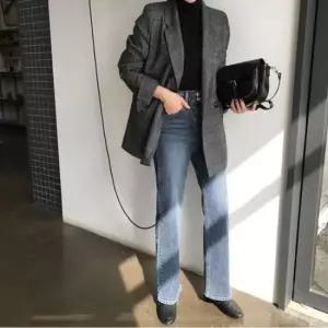 가을여성자켓 클래식 체크 패턴 모던 여성 자켓 포인트 스타일링