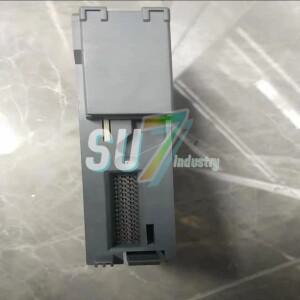 1SAP170901R0101 모듈 창고에 새 제품