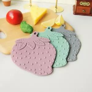 냄비패드 실리콘 딸기 파스텔 냄비받침 논슬립 밥솥 받침 1P