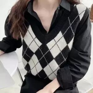 여자 브이넥 아가일 패턴 체크 봄 가을 니트 조끼