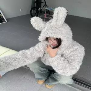 겨울 여성패션 야구 점퍼 귀여운 토끼 귀 램스울 코트 쇼트 후드 뉴 퍼 DL4