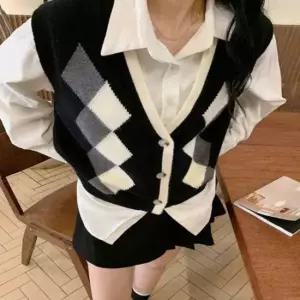 [옷은날개] 니트 여자조끼 아가일 체크 베스트 브이넥 편한조끼