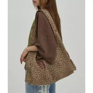 매장정품 HOODHOOD 더블사이디드 호보백 레오파드