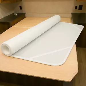 세이프너 RV 액세서리 매트리스 언더레이 캠핑족과 모터홈을 위한 통기성 통풍 패드 공기 흐름을 촉진하여