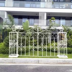 철제 별장 빈티지 대문 정원 펜션 울타리 전원주택