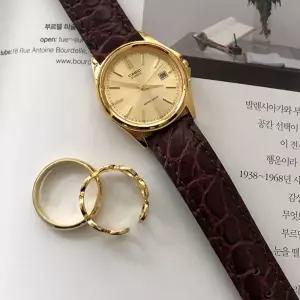 (CASIO) Wine casio watch