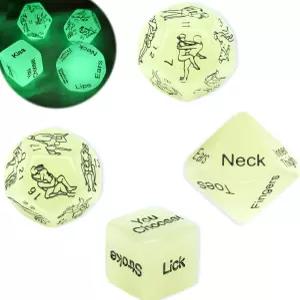 발렌타인데이 선물 어두운 커플 주사위 세트에서 4개의 글로우 게임을 위한 로맨틱 데이트 나이트 결정