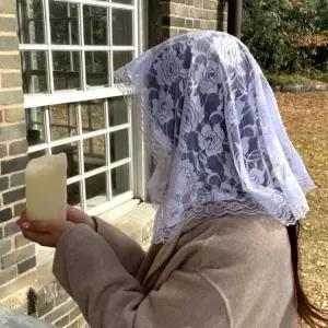 카톨릭 성당 장미 미사보