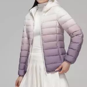 경량점퍼 여성 그라데이션 가볍고 따뜻한 슬림핏 아우터 데일리룩 경량패딩