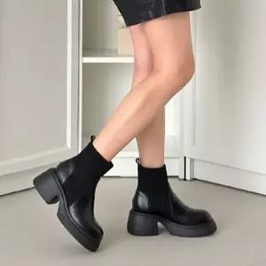 색 홀릭 여자 워커 천연소가죽 발편한 부츠 HSM002