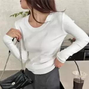 [옷은날개] 부드러운 U넥니트티셔츠