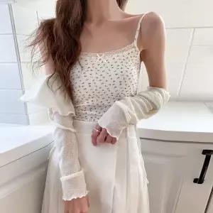 [다잇템] 여자 슬림핏 폴리 카디건 얇은 탱크 슬리브리스 꽃무늬 세트