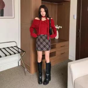 여성 키치무드 격자 체크 모직 미니 스커트