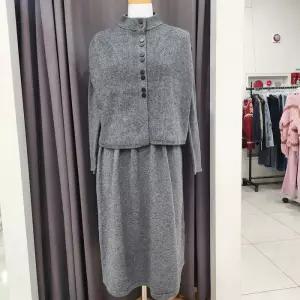 [포커스]단추 망또 원피스_FW5K3ST3240