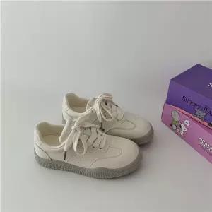 원더맨 여자 데일리룩 신발 운동화 워킹화 가을 화이트 슈즈 트레이닝화 와일드 트레킹 스타일 KUK3