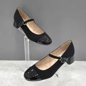 [탠디]여성 스트랩 포인트 미들힐 X2HF50IZ14 BLACK 1SD_JJ