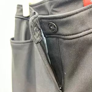 [크로커다일레이디]조직밍크본딩 앞포켓 자수 일자핏 팬츠 블랙