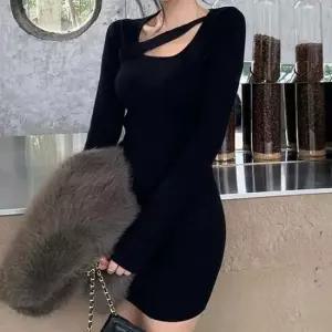 사선라인 포인트 검정색 숏원피스 여친 데이트룩 패션