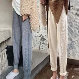 여자 겨울 따뜻한 꽈배기 니트 조거팬츠 밴딩 바지