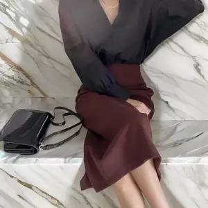 여성 가을하객 모직 오피스룩 H라인 롱스커트