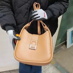 소품용 부드러운 중고 가방 중고 핸드백 옛날가방 방송소품 촬영소품